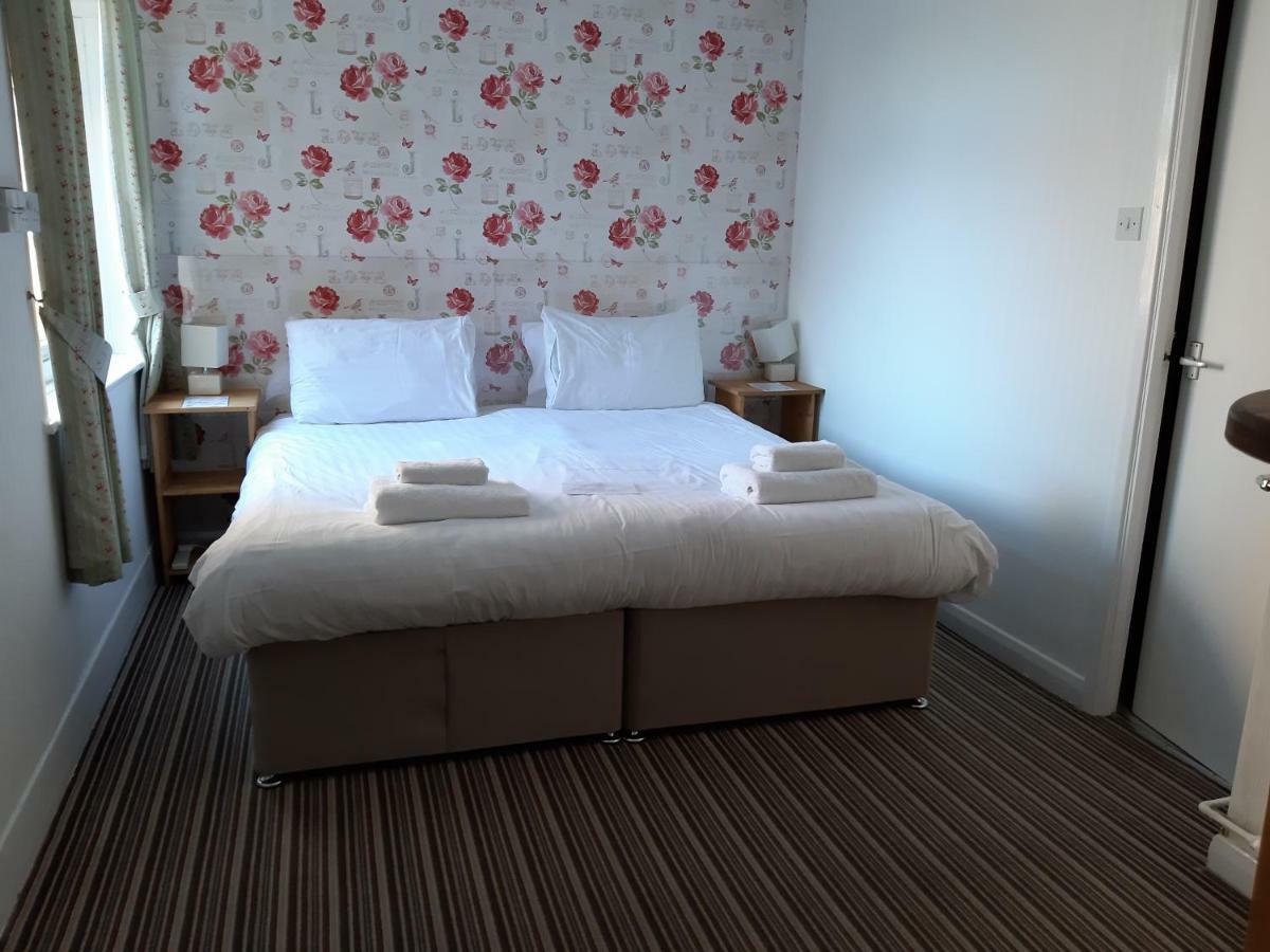 North Parade Seafront Hotel